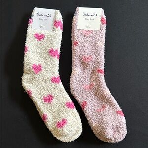 NWT 2 pair Splendid fuzzy socks one size